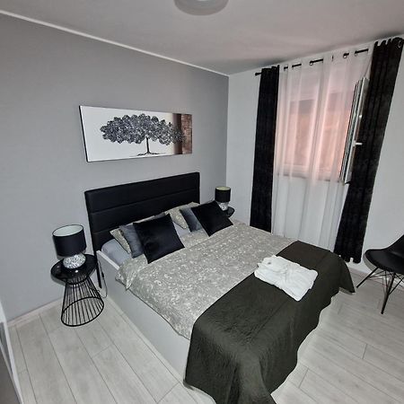 Apartments Slavica Šibenik Quarto foto